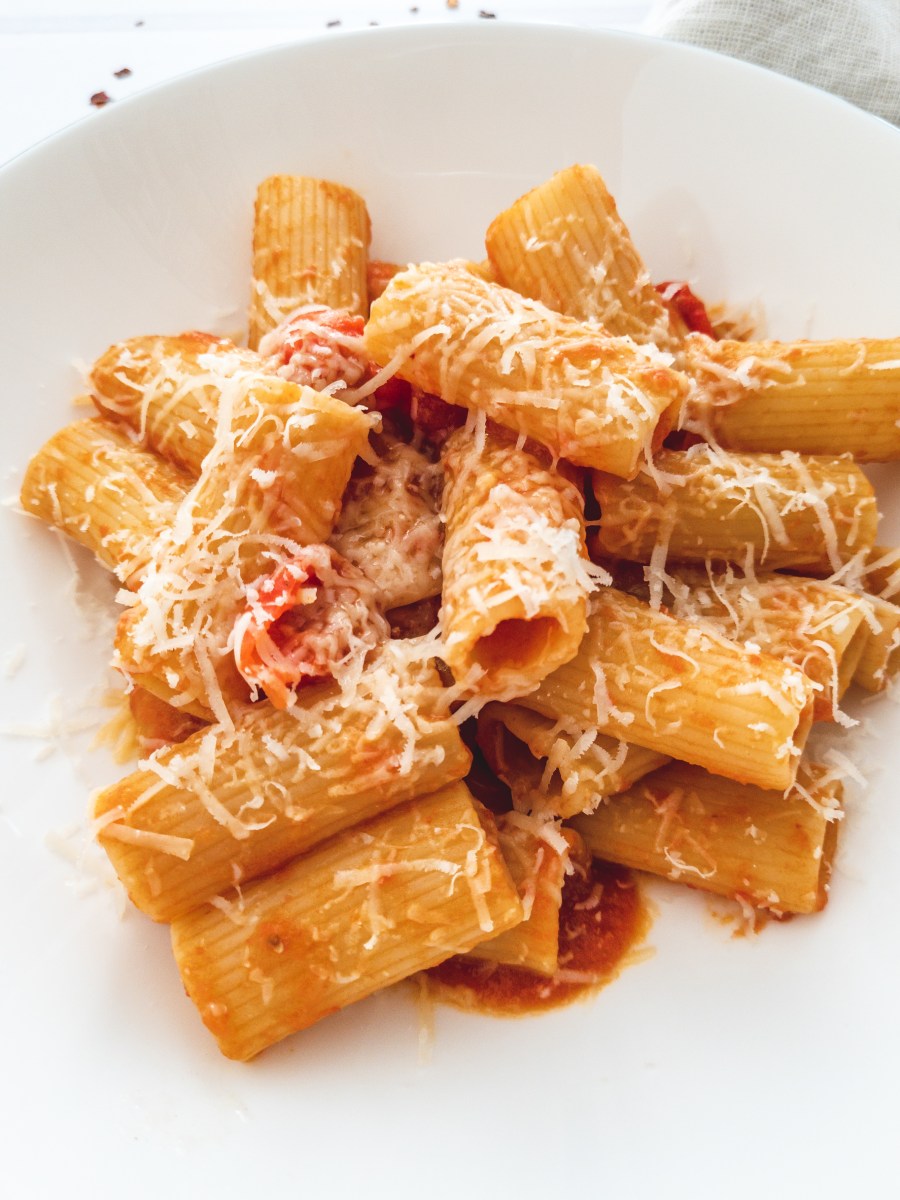 Rigatoni with Sundried Tomato&nbsp;Pesto